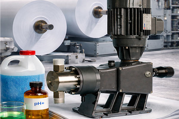 کاربرد دوزینگ پمپ در صنعت کاعذسازی/پراوند